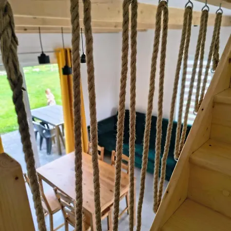 別荘 Brzozowy Zakatek Żarnowska